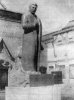 Памятник Сталину перед ГТГ